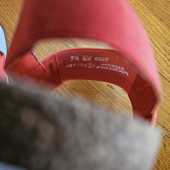 Murano "Pisces" Coral 7.5WW Women's Sandals - Picture 3 of 6